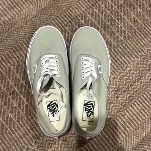 Vans sneakers, light green size 9 women’s (7.5 men’s)